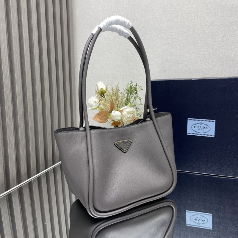 Pra*a bucket bags